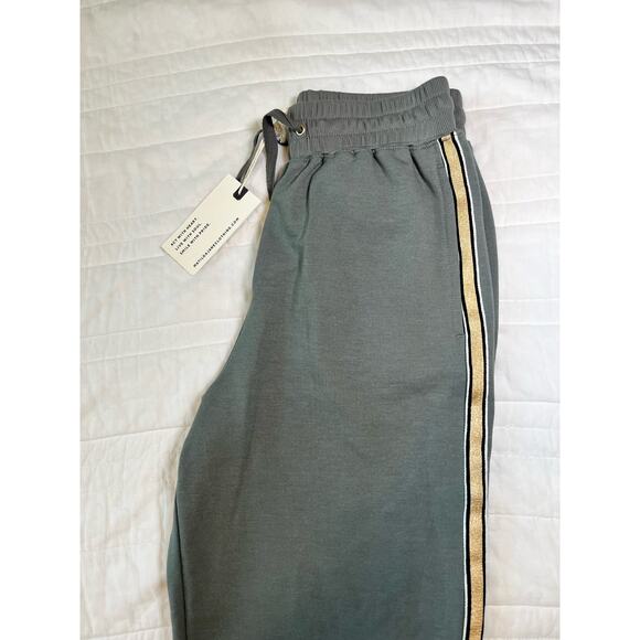 Matilda Jane Women’s Good Hart NWT Eastland Jogger, Olive Sweatpants Cozycore XS - Picture 10 of 11